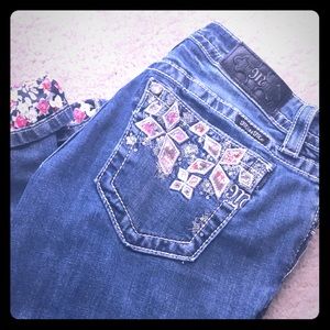 Miss Me cuffed skinny crops size 29